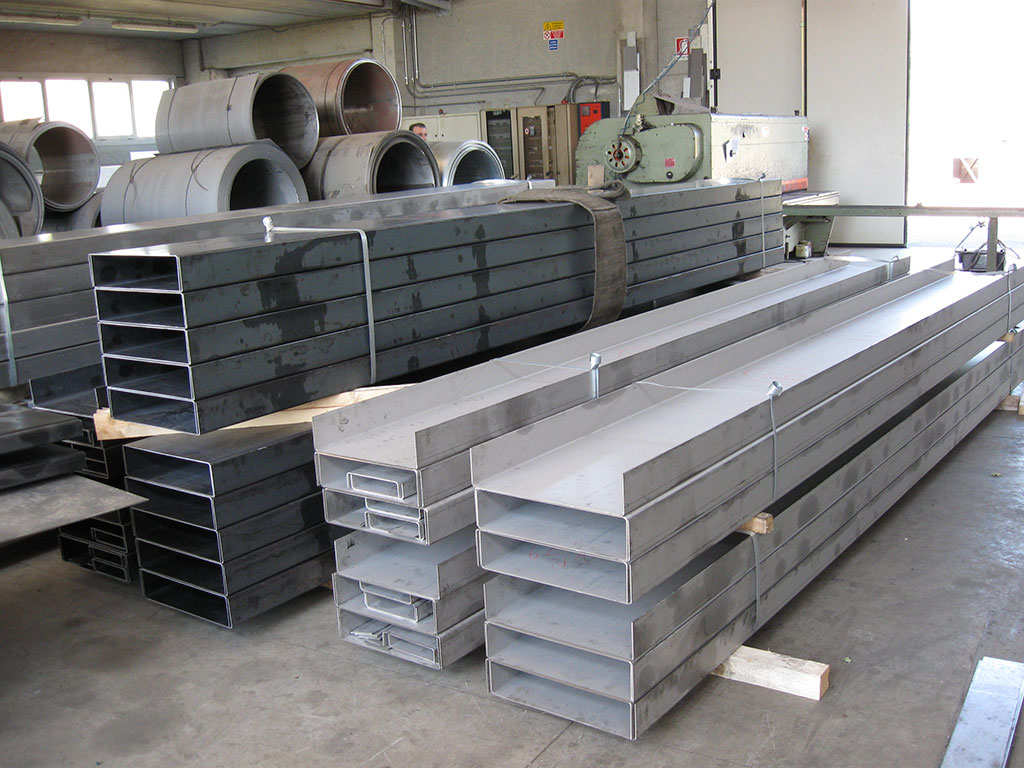 Lavorazione Lamiere e Carpenteria Metallica - Manetti Lusitano