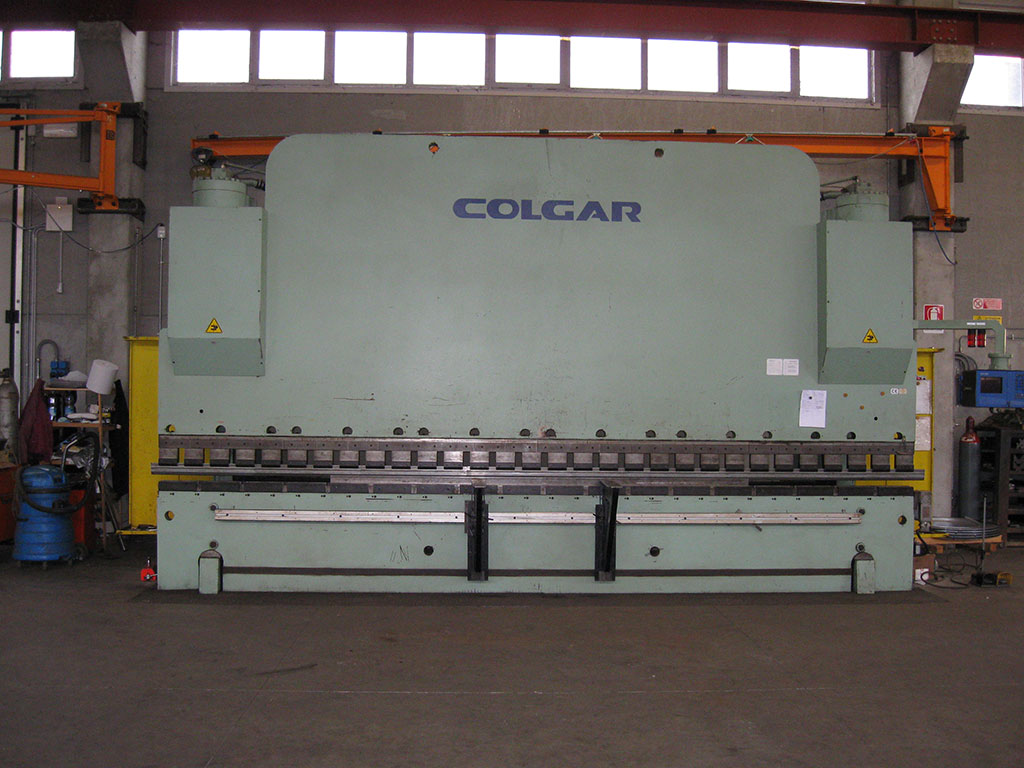 Lavorazione Lamiere e Carpenteria Metallica - Manetti Lusitano